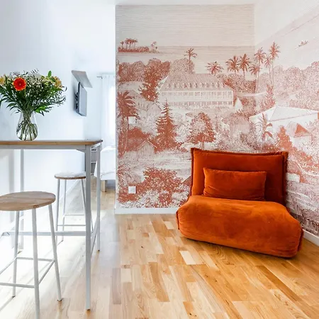 Near Paris - 25 Minutes From Eiffel Tower דירה *