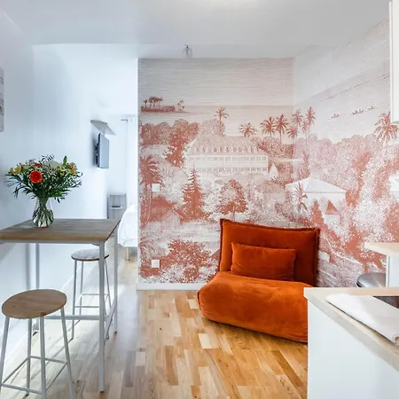 Near Paris - 25 Minutes From Eiffel Tower *